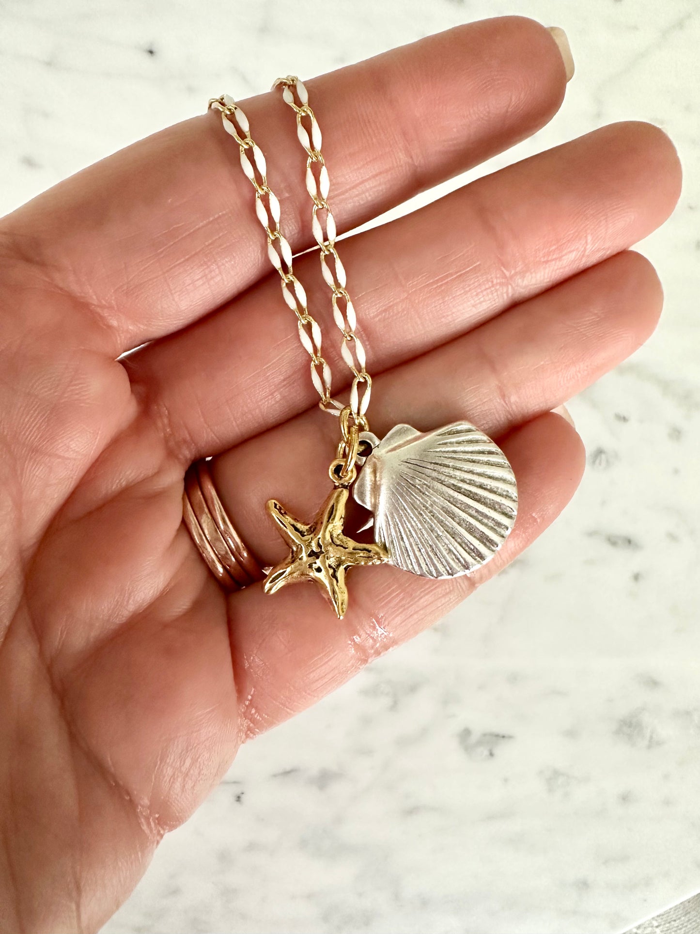 Seaside charm necklace